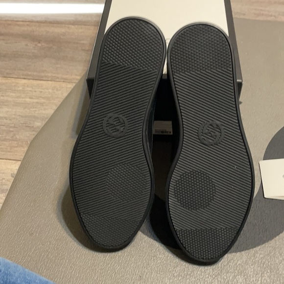 NIB Gucci GG Supreme Monogram low top sneakers. - Picture 4 of 7